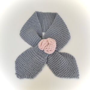 Vintage Style Knit Ascot Bowtie Neck Scarf with Rosette Flower